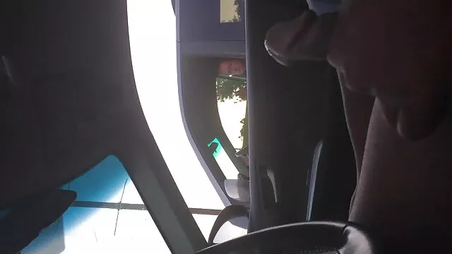 Одлично :  Досадната Латина се расположува со секс со очувот на каучот Секси жешка порно 