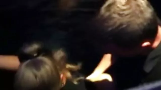 Одлично : Желбата да се дува голем црн петел ја исполнува бујната Латина на свеж воздух Секси жешка порно