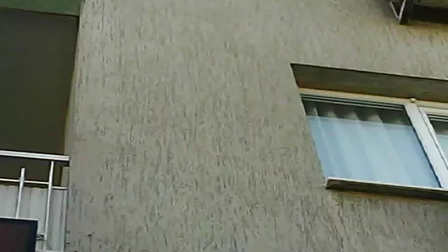 Одлично :  Сапунот исончаниот Азиец се вози на вкочанет кур во POV Секси жешка порно 