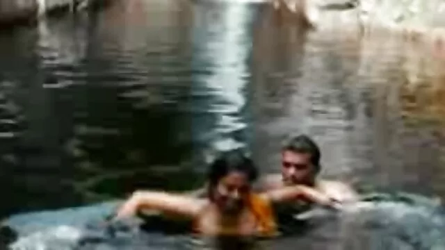 Одлично :  Девојка престанува да користи дилдо кога има шанса да биде заебана Секси жешка порно 